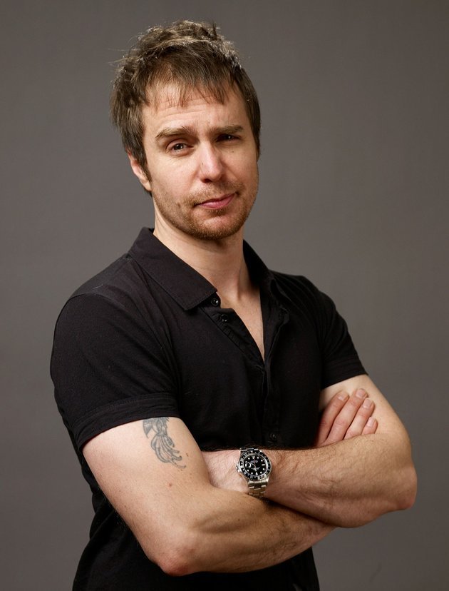 Dan - Sam Rockwell. Yes he's too old.. but he would nail the wise guy / innocently naive attitude of Dan and he kinda looks like him.