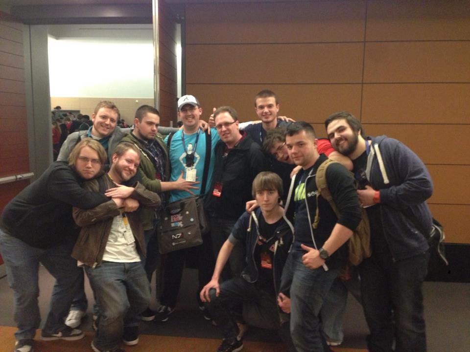 Me (tan backpack) with tons of GiantBomb users. 