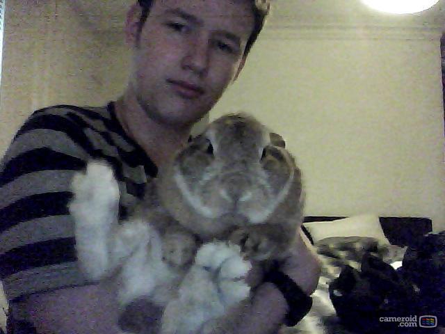 I think i'm pretty slim, and so does my rabbit.