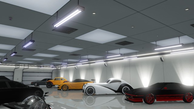 And this is how Noah's garage looks like. Everything but the Z-Type is fully upgraded. I guess I'll sell that Ruiner in the front and replace it with a Gauntlet. Its lack of traction makes it a little less competitive than I'd like, and it's cost me a handful of wins already.