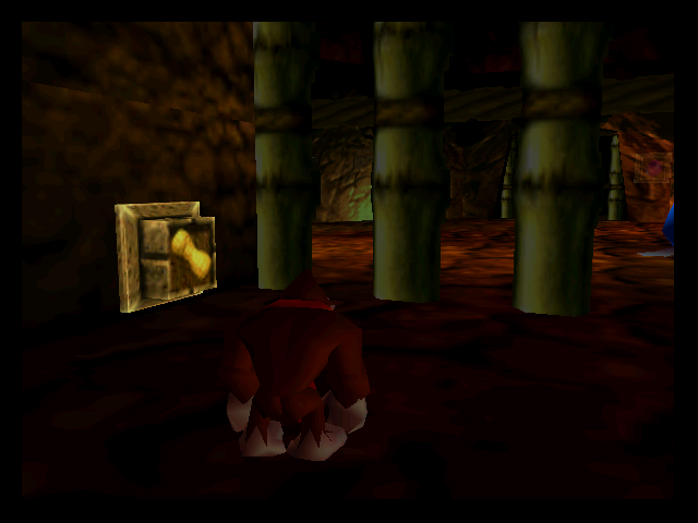 You'll see this frequently in the early worlds: gates that are impossible to get past without making progress in later worlds. In this case we only need Diddy and his peanut gun, both of which will become accessible before the end of this world, but a lot of each world is closed off to specific Kongs. It's all due to how the progress mechanic works: there's five big bananas for each Kong in each world, for a total of 200. (Well... 201.)