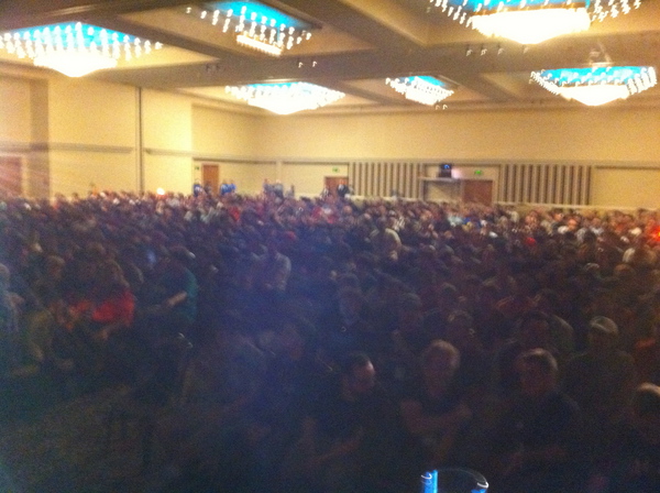  Giantbomb at PAX as seen from Jeffs phone (his TwitPic)