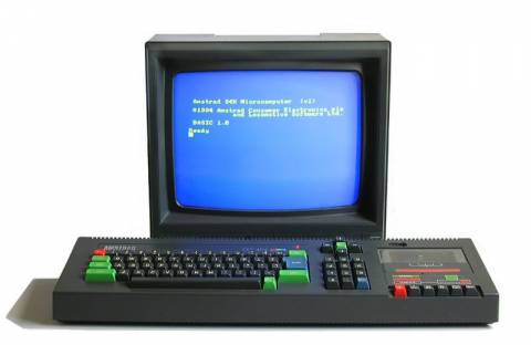 Amstrad CPC 664 6128 disquette ALIVE by LANKHOR Disk FRA 