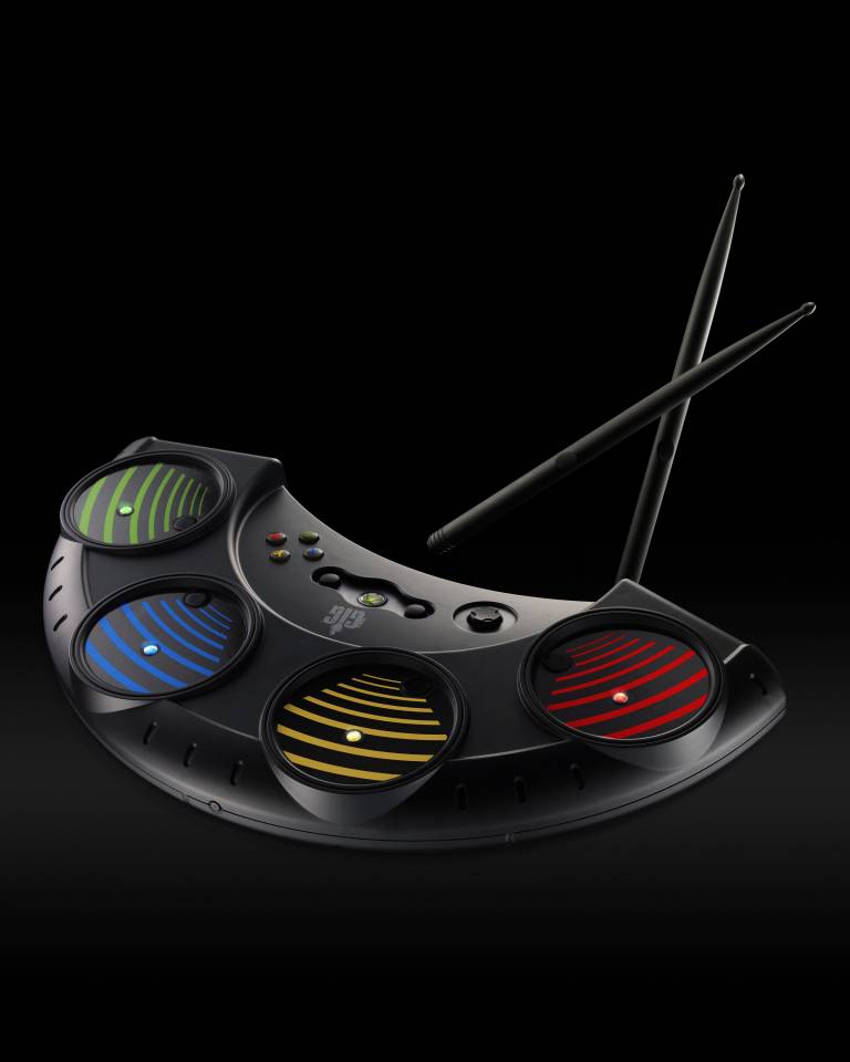  Call in an air strike on fun and make sure it's dead with the AirStrike Drum Controller!