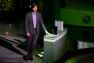 Don Mattrick unveils the new Xbox 360.