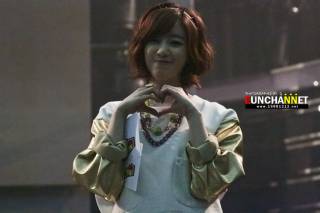 ISN'T SHE JUST THE BEST I LOVE YOU TOO, EUNJUNG. 