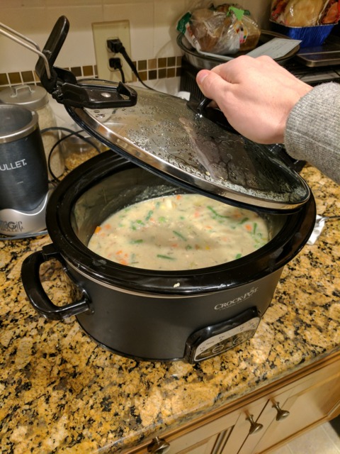 I made some amazing slow cooker chicken pot pie stew while building this PC. Thought you should know...