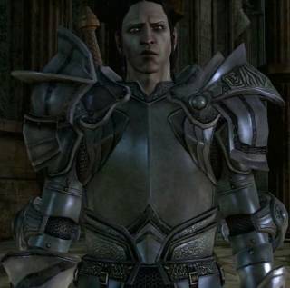  Is Loghain beaten on a regular basis, or does he put on purple makeup around his eyes?