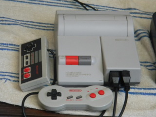 No yellowing issues with my NES either. Yay!