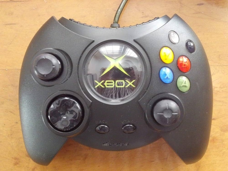 Are you one of the defenders of the original Xbox controller design? 