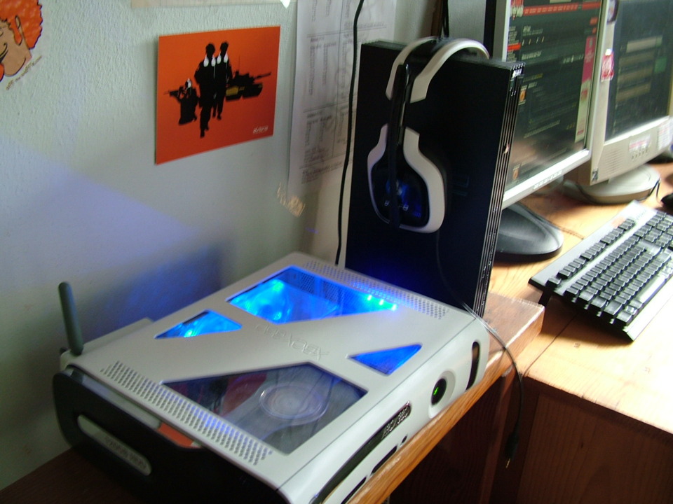  My self modded xbox and my astro a40s