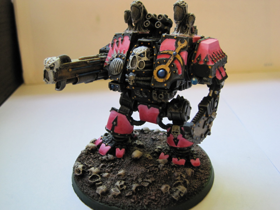 Forgeworld Emperor's Children Sonic Dreadnought. My pride & joy, and easily my best painted model.