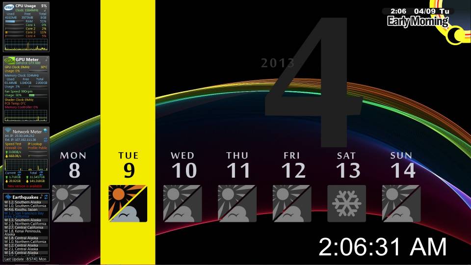 On a remotely related side note, the Persona 4 calendar kind of reminds me of the XMB menus. Also, this my desktop. (The weather tiles are wrong btw. Don't know why it isn't working properly.)