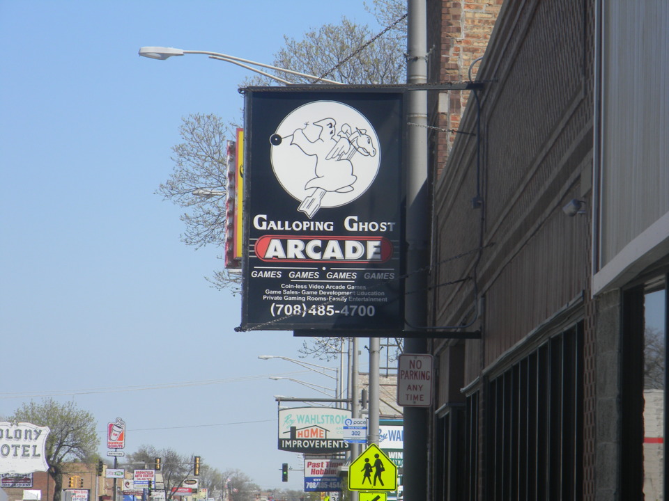  Once I saw this sign I knew we finally made it to the Galloping Ghost Arcade. It was quite the trip since we had to take a fairly long train ride to get to Chicago. 