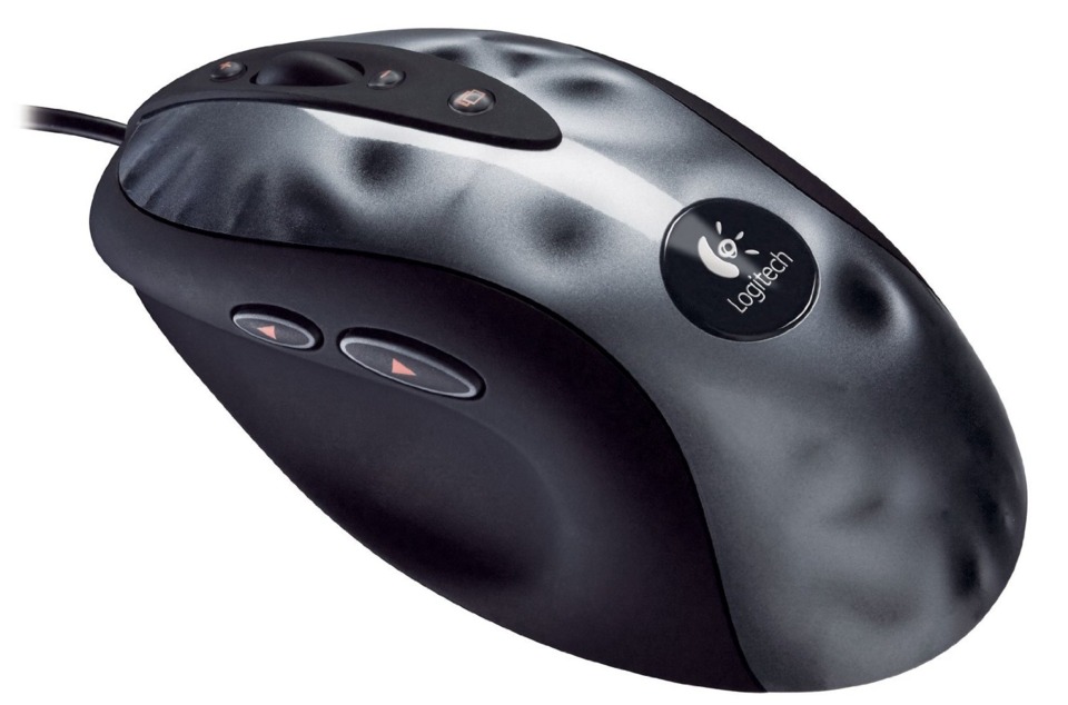 There is only 1 mouse in my opinion.