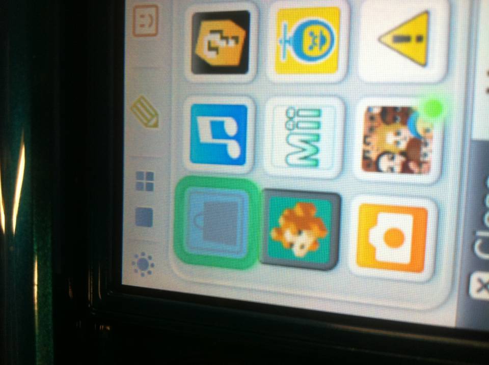Tap that eShop button. You know you want to.