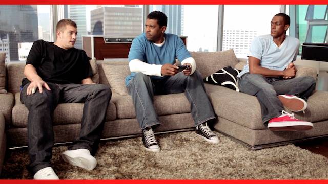 Deon Cole Does What He Does In NBA 2K11