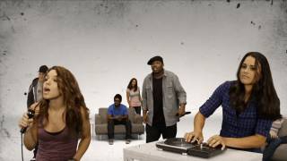 DJ Hero 2 Turntables & A Microphone