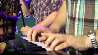 How to Play Keyboard in Rock Band 3